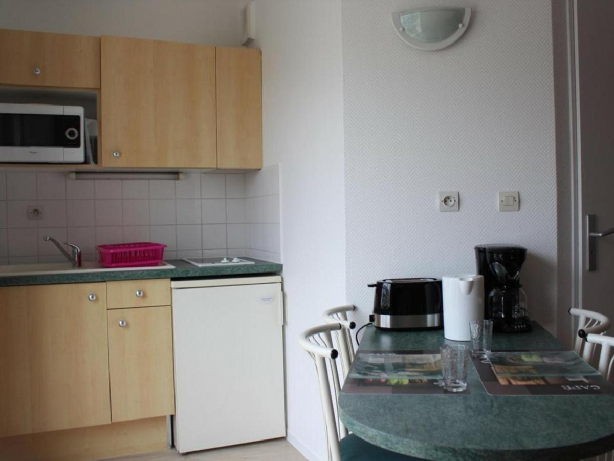 Appartement Studio La Rochelle, 2 pièces, 4 personnes - FR-1-246-223 à La Rochelle  Extérieur photo